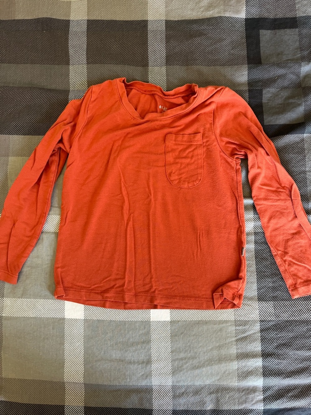 Kyte BABY Long-Sleeve Pocket Tee CLEMENTINE